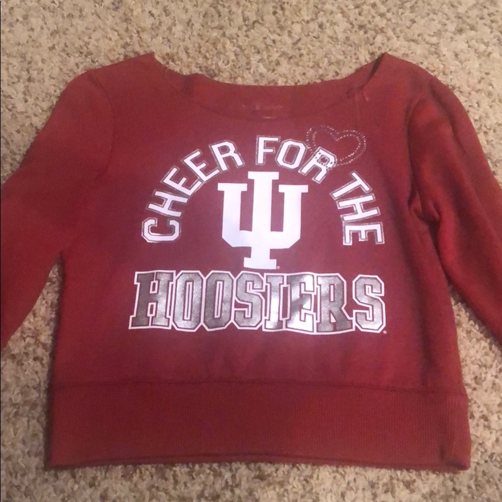 IU cropped sweatshirt